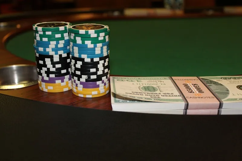 Cash game ou tournoi : trouver le format qui correspond à votre profil pour progresser et rentabiliser votre jeu